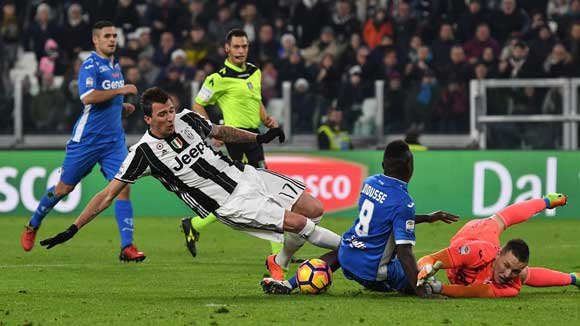 Juventus 2-0 Empoli: Serie A leaders extend advantage